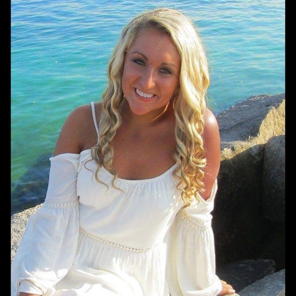 Meet your Posher, Samantha