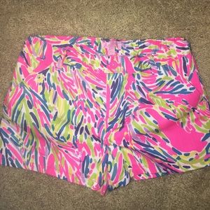 Cute print Lilly Pulitzer shorts!