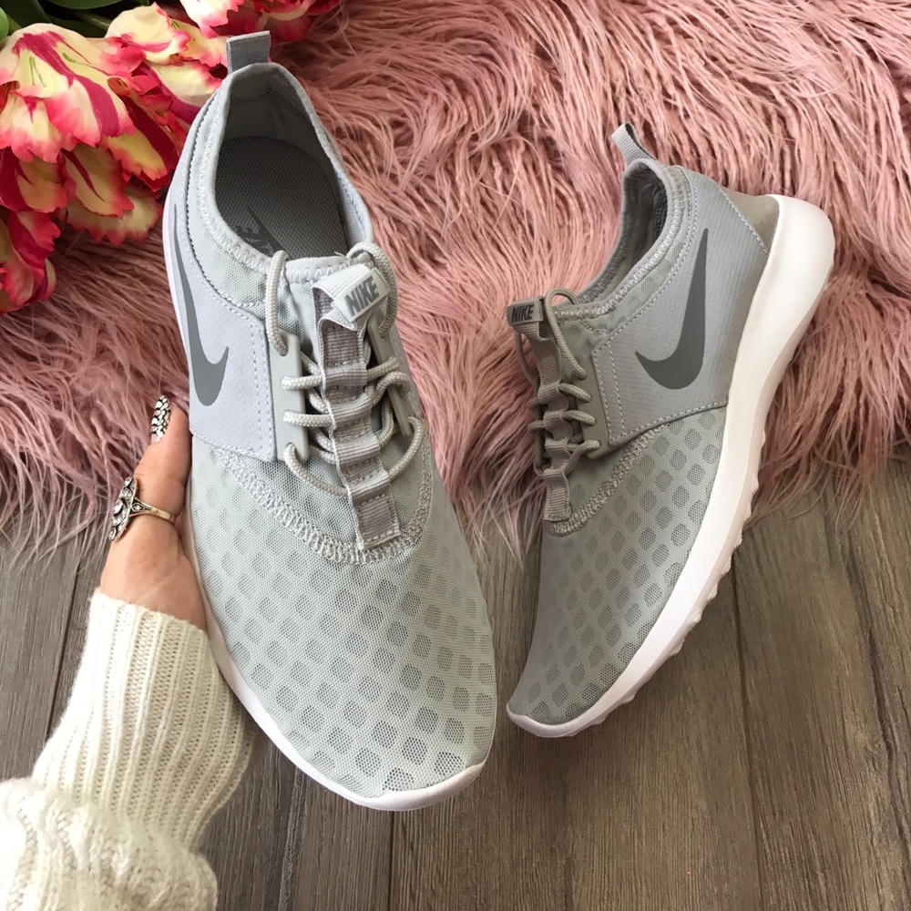 NWT Nike juvenate wolf 🐺 grey - Picture 3 of 8