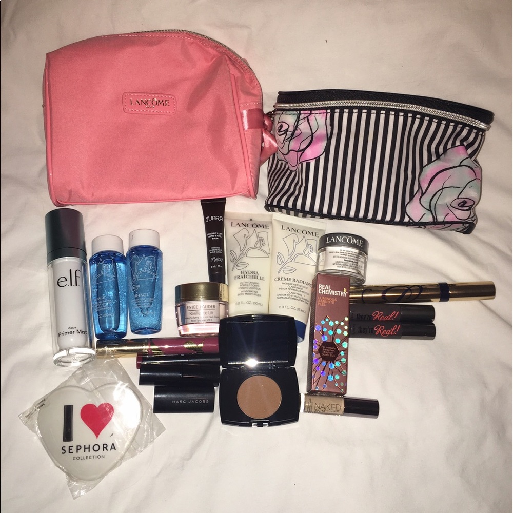 MAKE UP BUNDLE💕💕