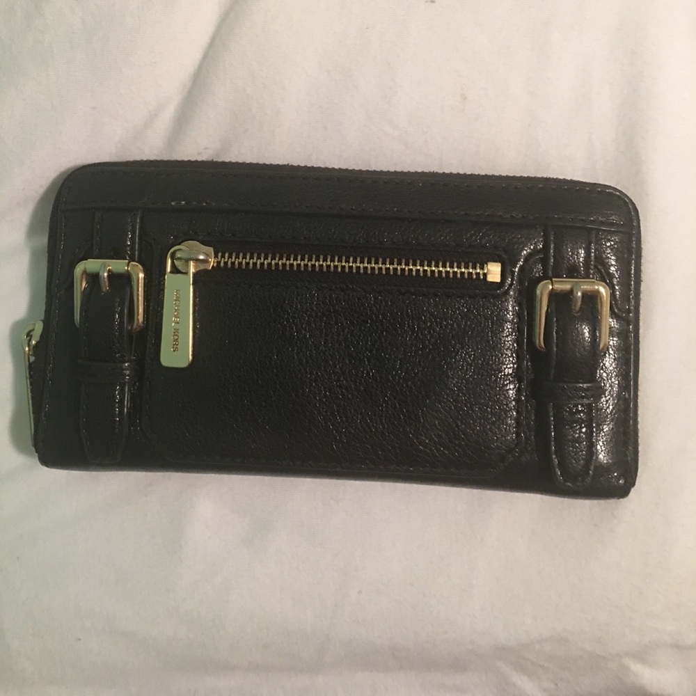 Micheal kors wallet