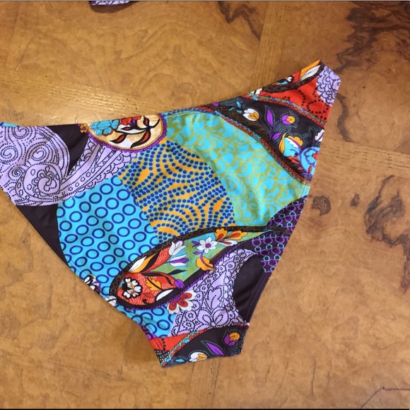 Brazilian bikini sz large, colorful with lined top - Picture 4 of 4