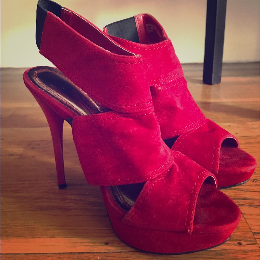 Dynamite Platform Heels