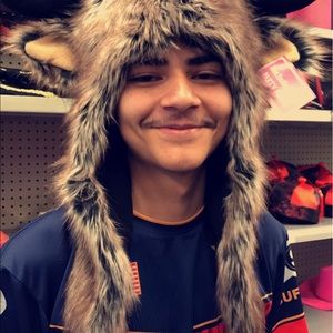 Meet your Posher, Elmer