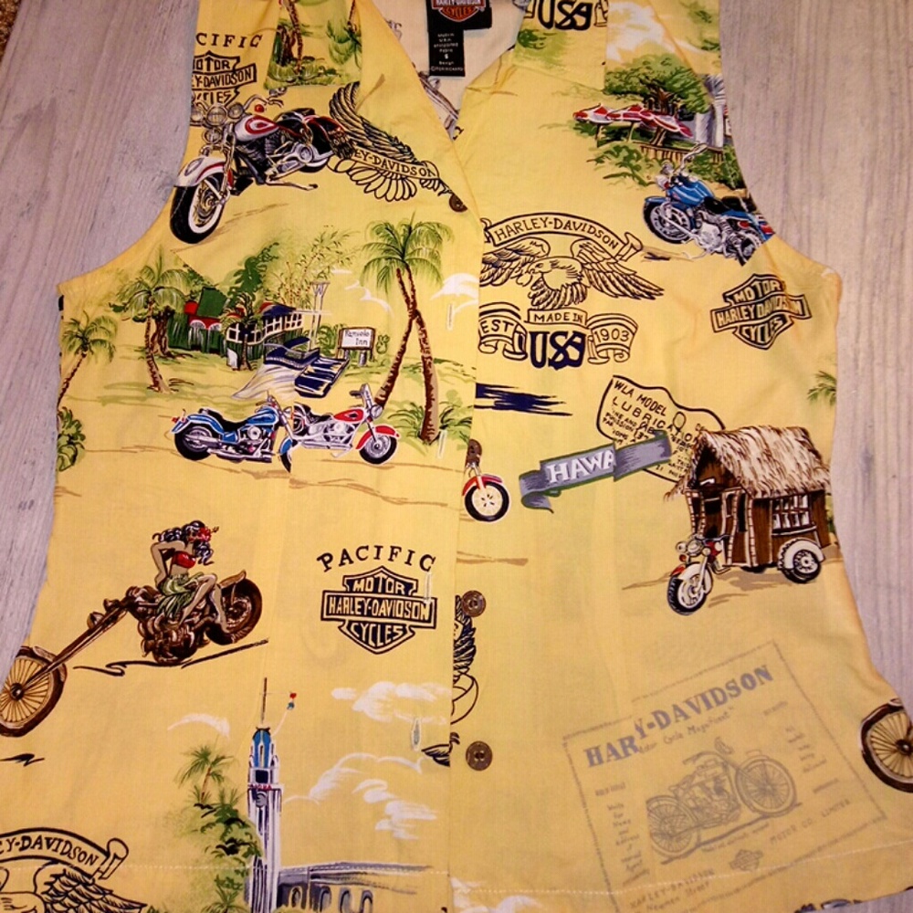 💥Final💥 Harley Davidson button up tank top.