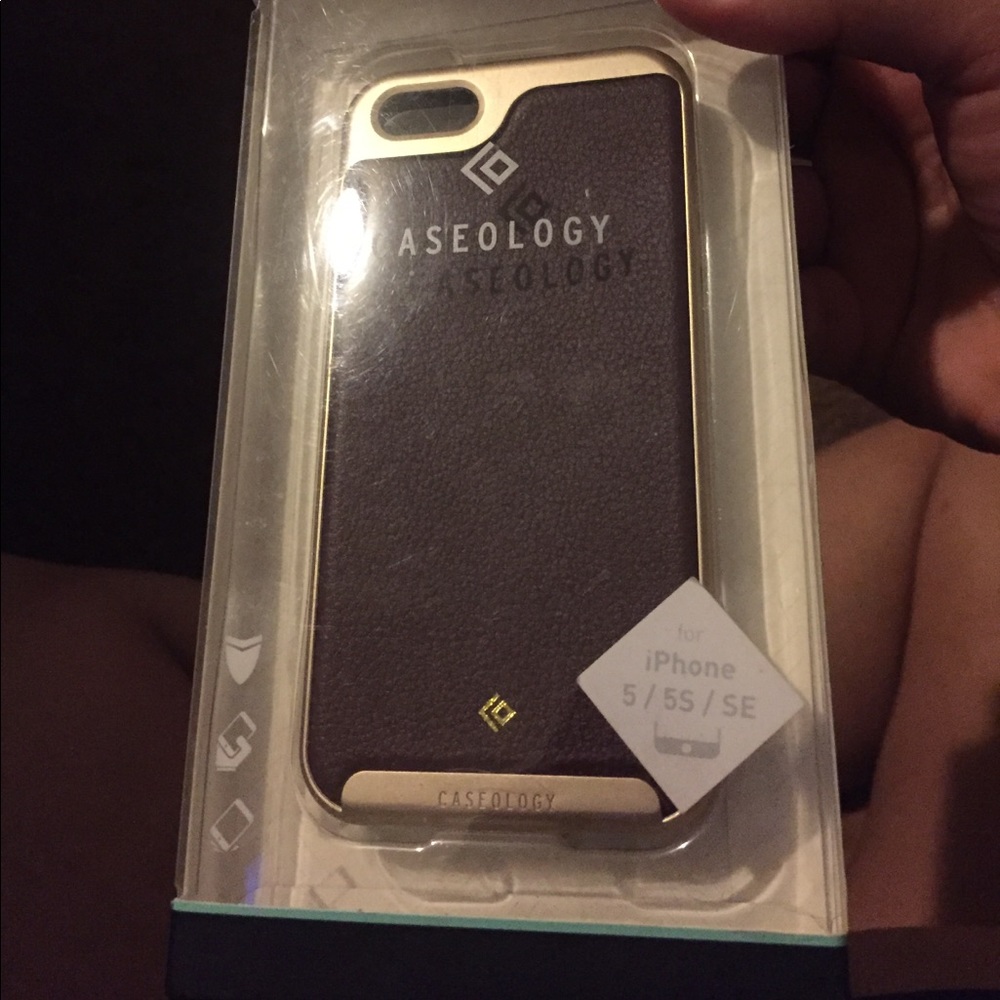 Burgundy case iPhone 5/5s/Se