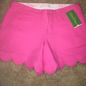Lilly Pulitzer pink Scalloped shorts