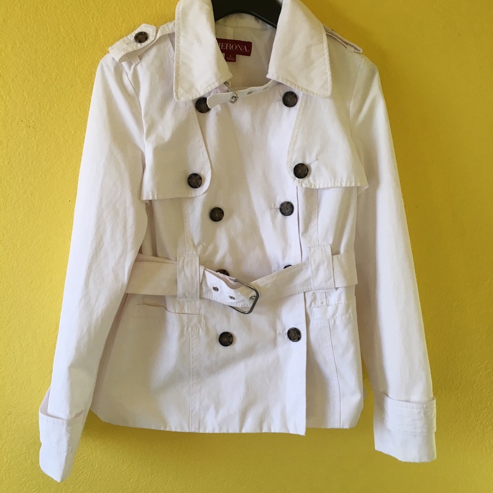 Merona White Beautiful Coat! ✨