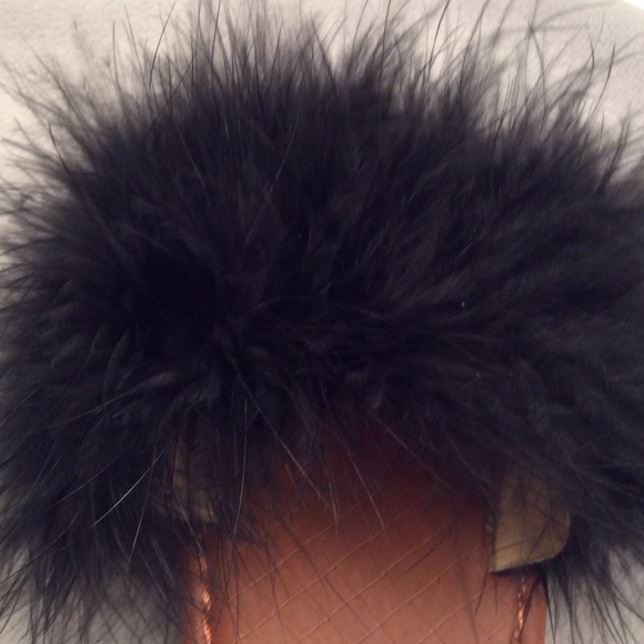 Cute Fury Slippers in Black - Picture 3 of 4