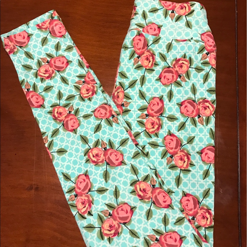 New LuLaRoe Leggings - Floral Roses - TWEEN - NWT