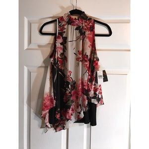 I.N. San Francisco Asymmetrical Floral Top