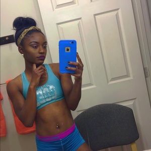 Meet your Posher, Deonica