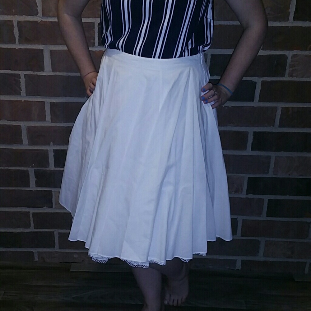 White 4-layer skirt