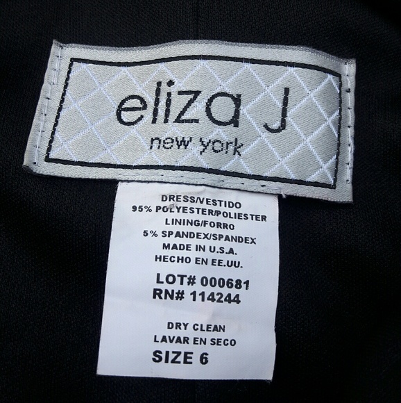 Eliza J Halter Keyhole Dress - Picture 3 of 5