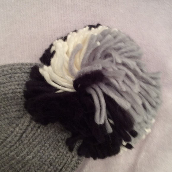 GreyHeather Beanie - Picture 2 of 4