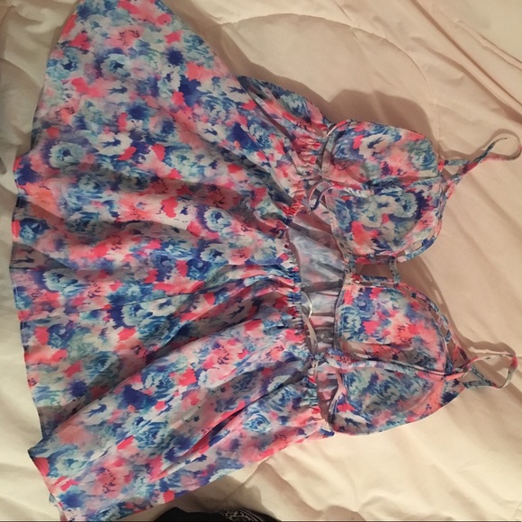 LF stores push up top - Picture 2 of 2