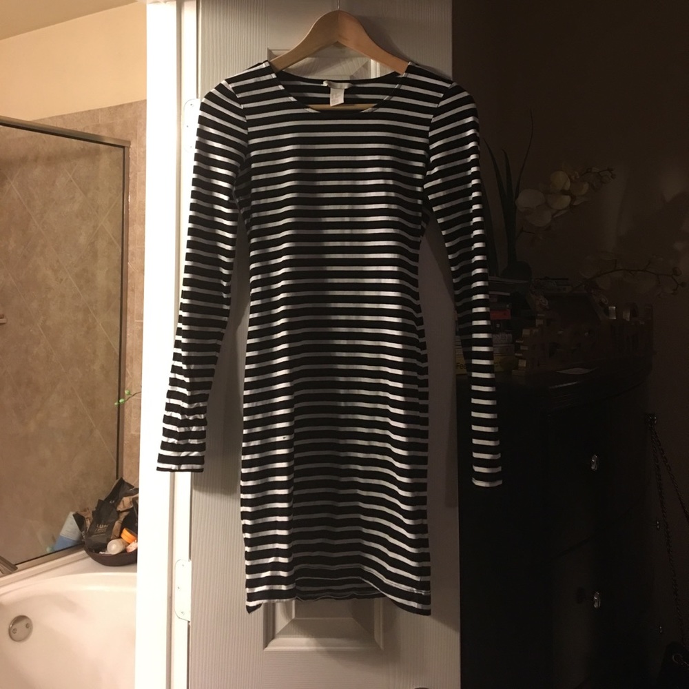 Basic fitted stripped dress