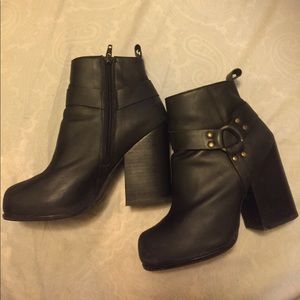 Nasty Gal x Jeffrey Campbell Rum Harness