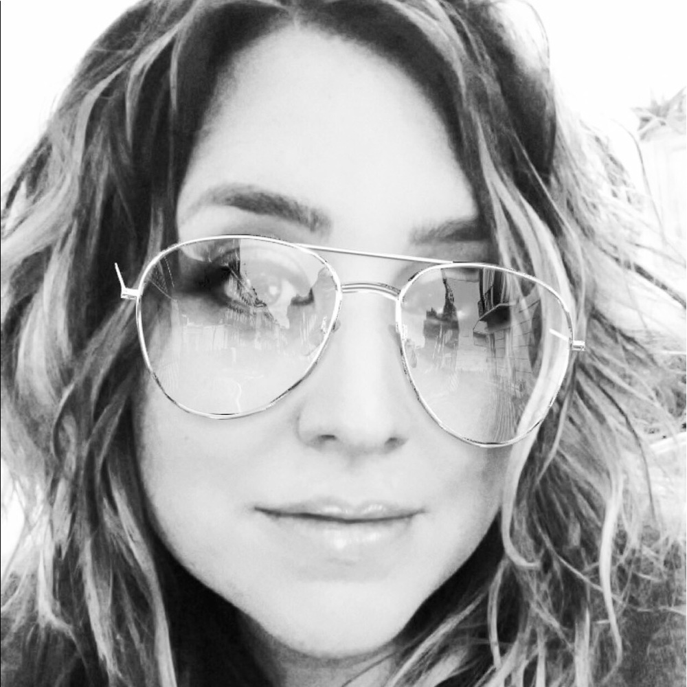Meet your Posher, Stacey
