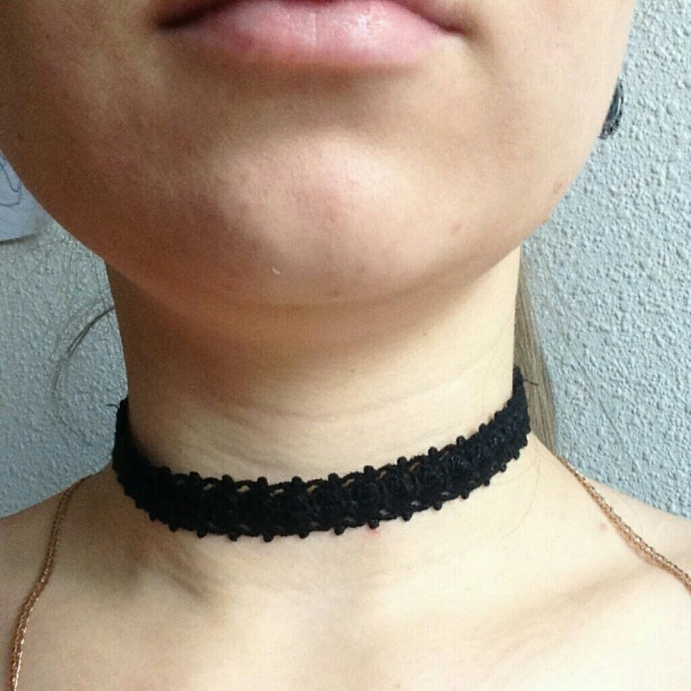 Fashion Lace Choker