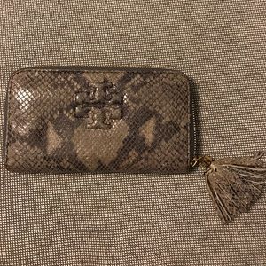 Tory Burch continental wallet