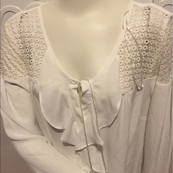 AGB Blouse WOMEN Top WHITE PRICE FIRM - Picture 4 of 4