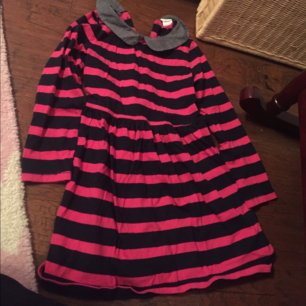 Long sleeve dress with collar