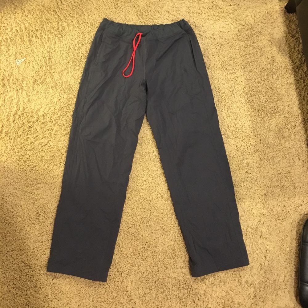 Lululemon gray men's XL pants. Wet dry warm.