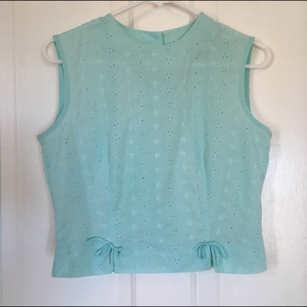 🦋Vintage sweet baby blue top - Picture 5 of 7