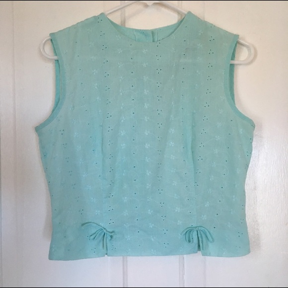🦋Vintage sweet baby blue top - Picture 5 of 7