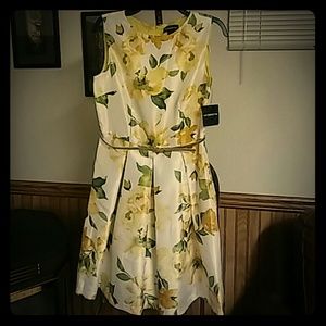 Liz Claiborne yellow floral summer dress