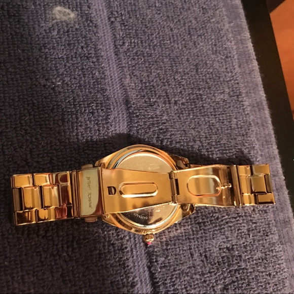 Watch - Picture 2 of 5