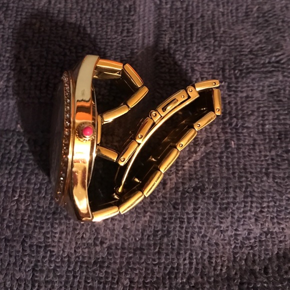 Watch - Picture 5 of 5