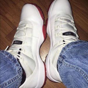 Meet your Posher, Lee