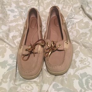 Gold sperrys