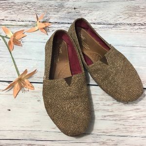 TOMS Brown Tan Glitter Chevron