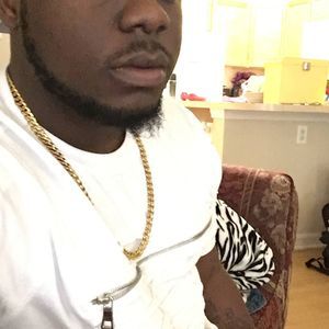 Meet your Posher, Devonte