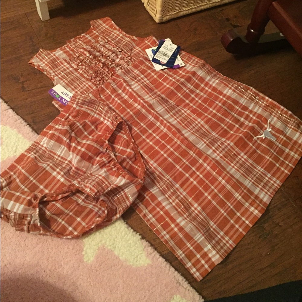 University of Texas girls dress