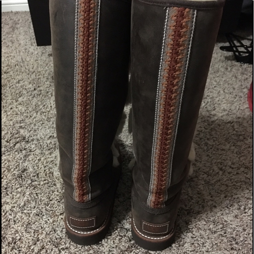 Ugg boots - Picture 3 of 5