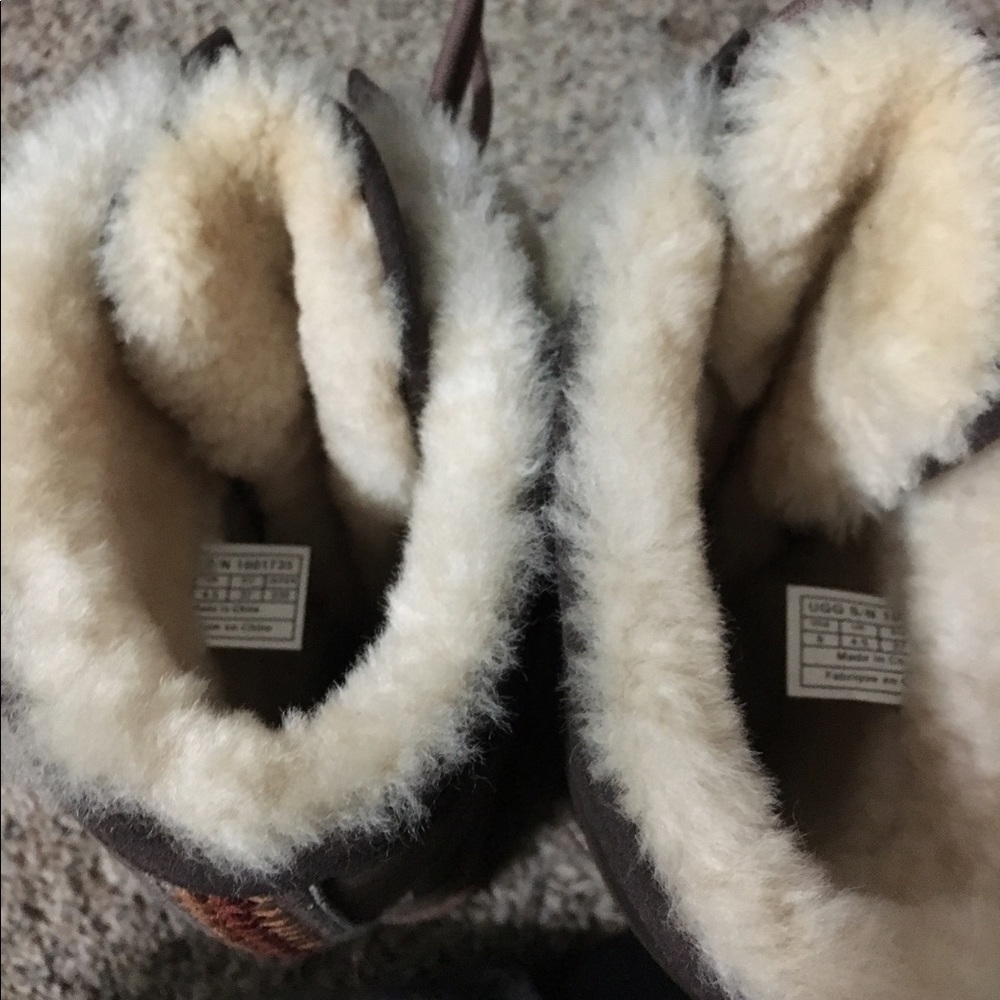 Ugg boots - Picture 4 of 5