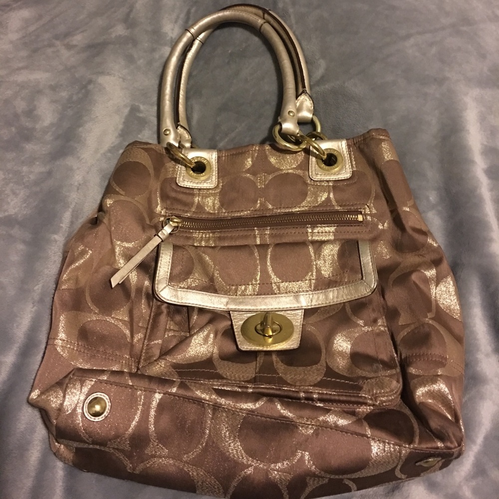 💥ONE DAY SALE💥 Coach Hampton Lurex Signature Tot