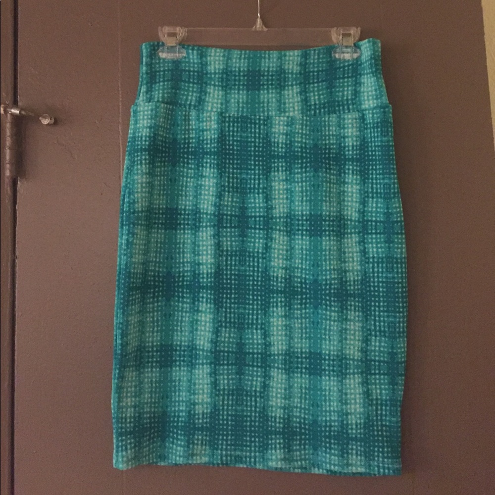 NWOT Green and White plaid Cassie skirt