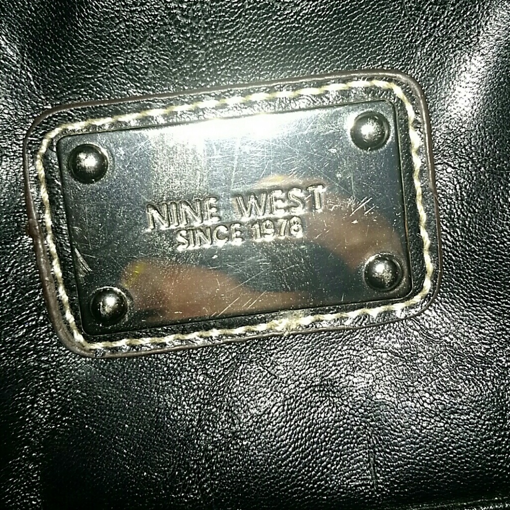 Handbag - Picture 3 of 3