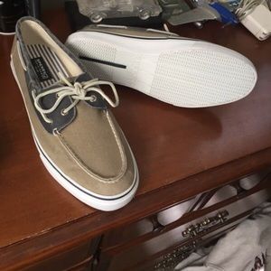 Size 12 Sperry Bahama editions