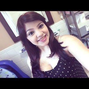 Meet your Posher, Erlinda