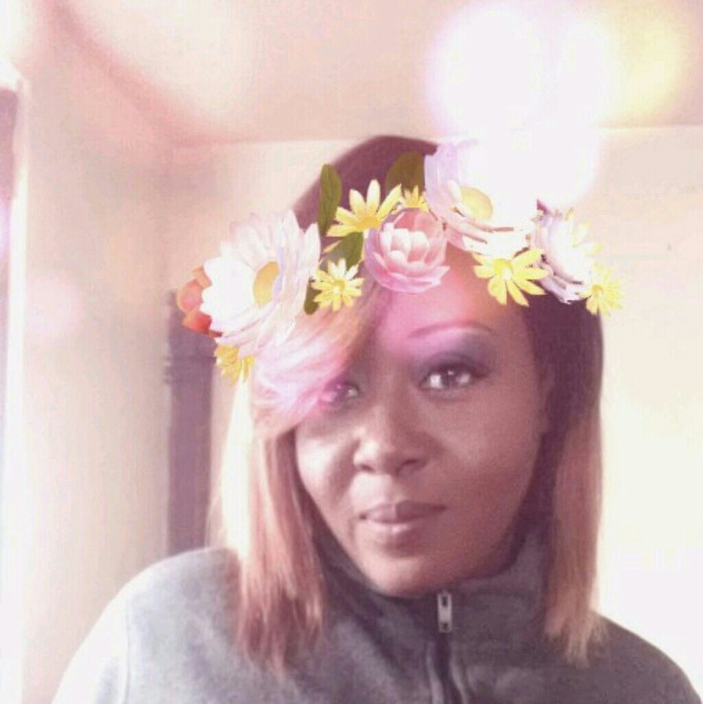 Meet your Posher, Farrah