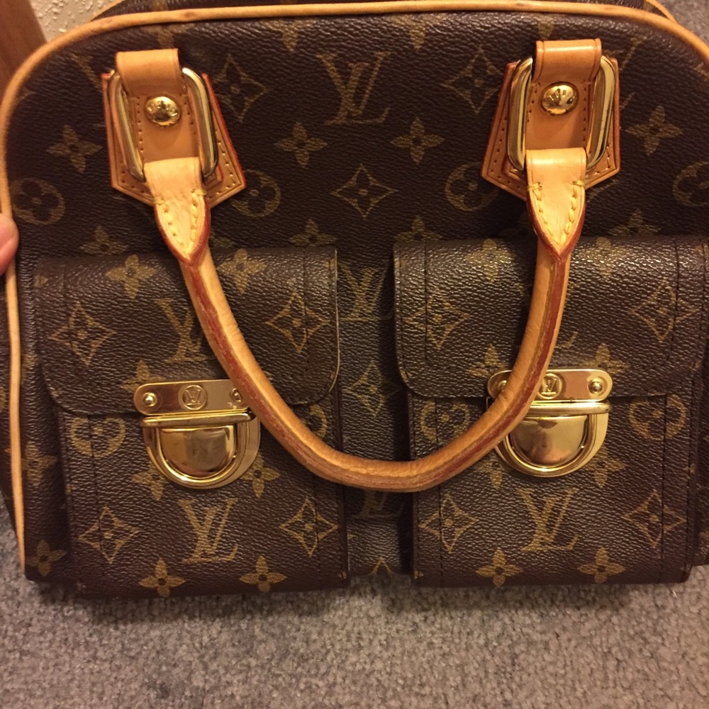 Louis Vuitton purse