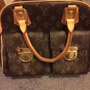 Louis Vuitton purse
