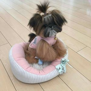 Meet your Posher, April