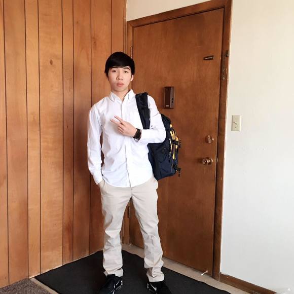 Meet your Posher, Trinh - Picture 1 of 1